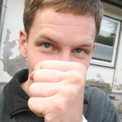 Gab profile picture for @JohnLang