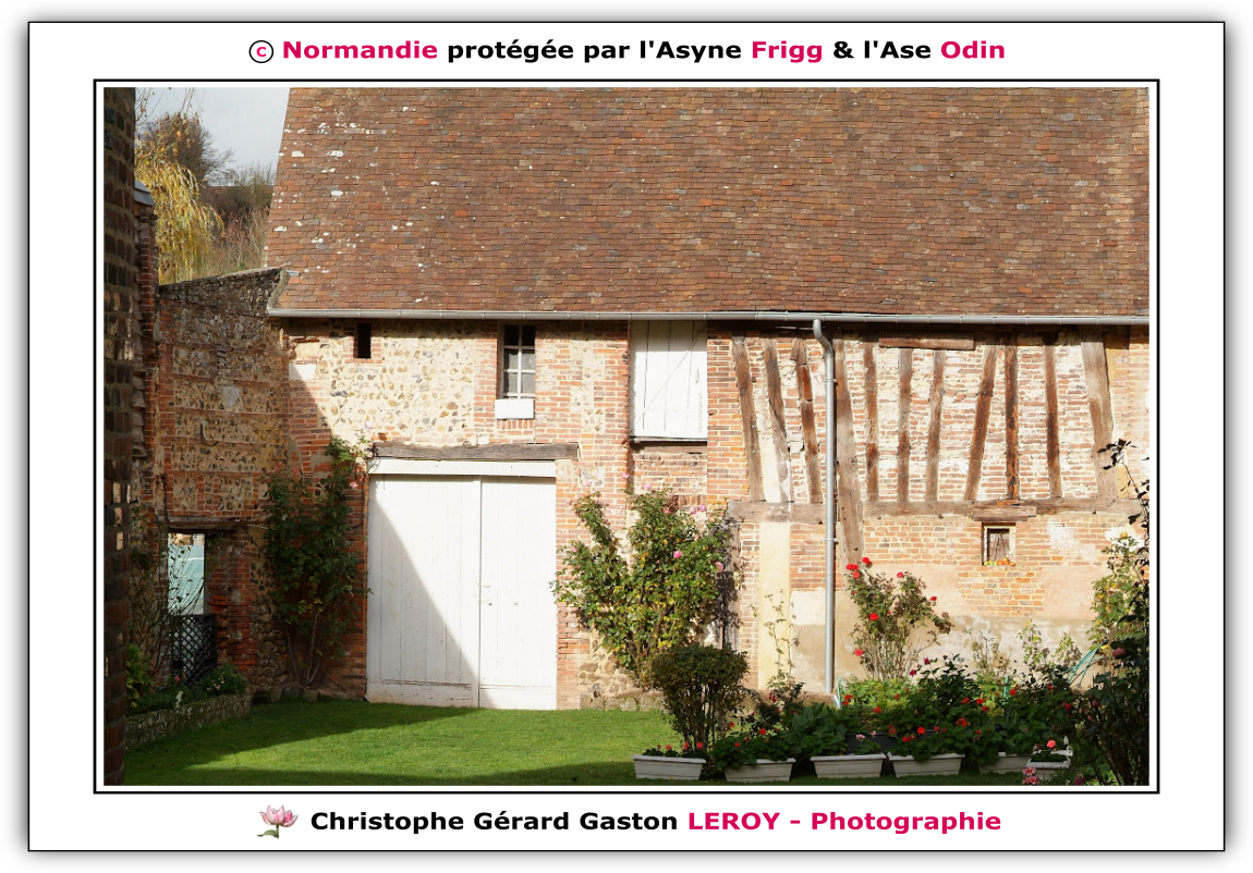 Architecture normande, maisons en briques à L'Aigle 61300, Orne, Normandie, France Architecture normande, maisons en briques à L'Aigle 61300, Orne, Normandie, France