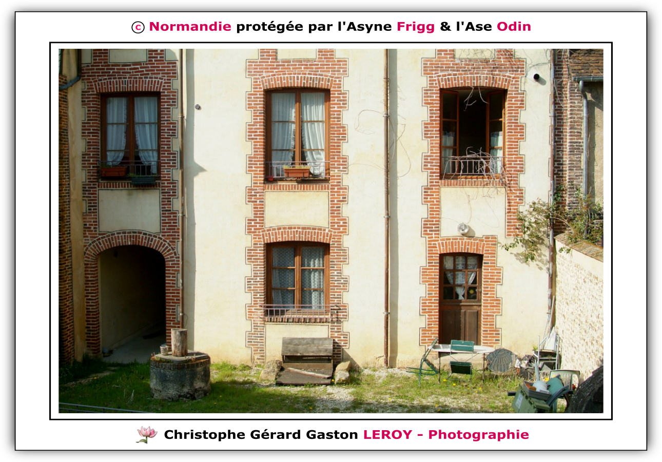 Synoptique n°9 : Maisons en briques - Balade dans L'Aigle le jour du printemps 2026 - Suite 18 Synoptique n°9 : Maisons en briques - Balade dans L'Aigle le jour du printemps 2026 - Suite 18